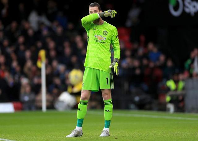  克雷莫内塞门将低级失误送礼，痛失好局遭副班长逆转